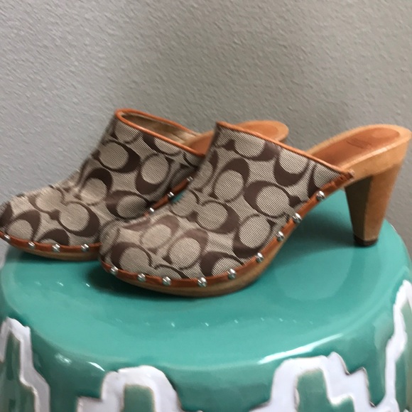 Authentic Coach Felicity Clogs! - Picture 2 of 5